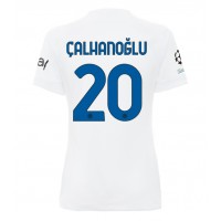 Billiga Inter Milan Hakan Calhanoglu #20 Borta fotbollskläder Dam 2023-24 Kortärmad